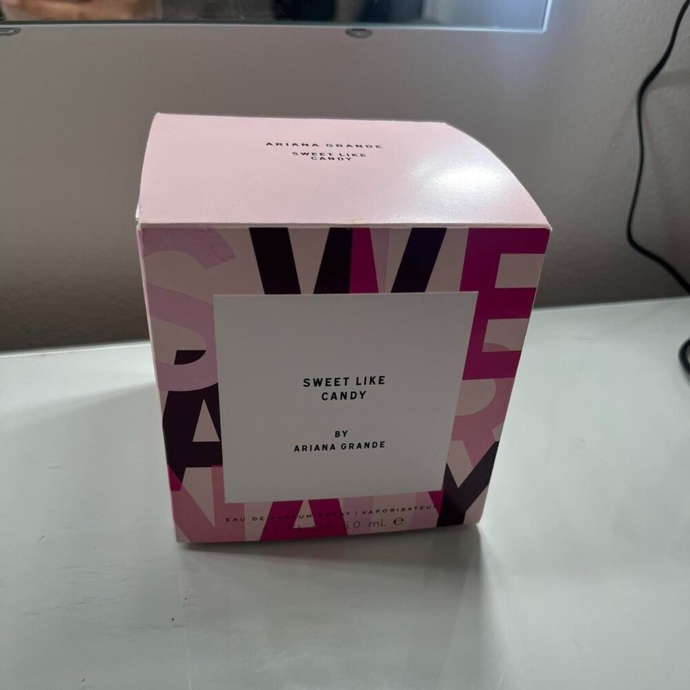 Ariana Grande Pink Fragrance